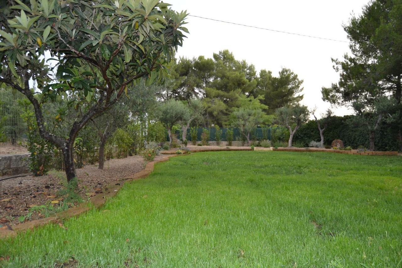 I Muretti A Secco B&B Castel Del Monte  Exterior photo